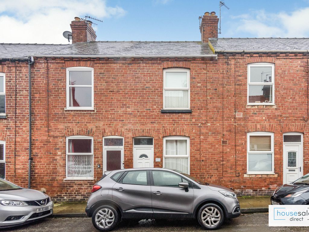 2 bed terraced house for sale in Brunswick Street, York YO23, £200,000