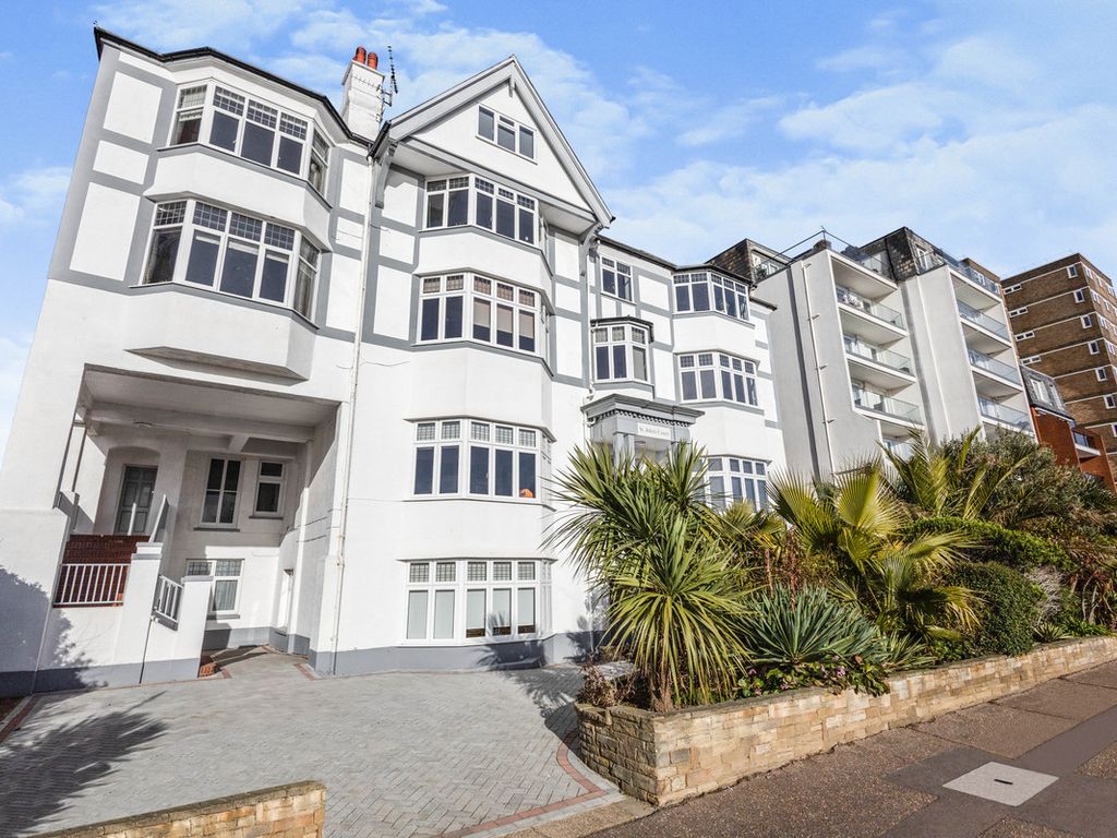 3 bed flat for sale in Westcliff Parade, WestcliffOnSea SS0 Zoopla