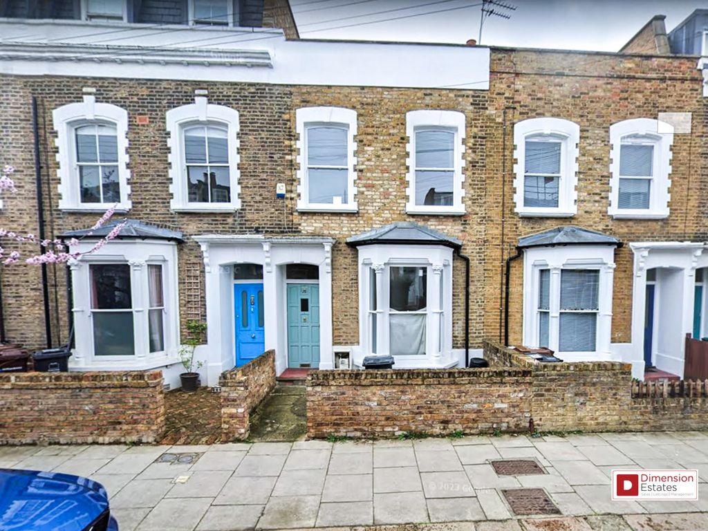 4 bed terraced house to rent in Oldfield Road, Stoke Newington, Hackney