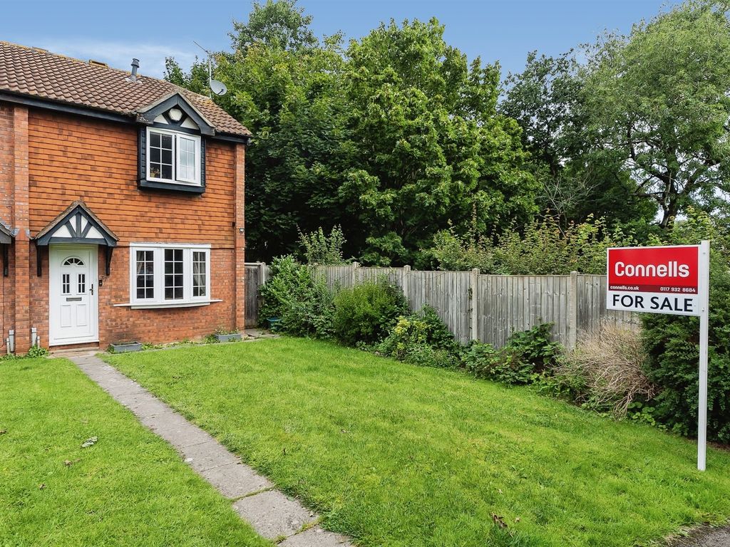 3 bed end terrace house for sale in Berenda Drive, Longwell Green