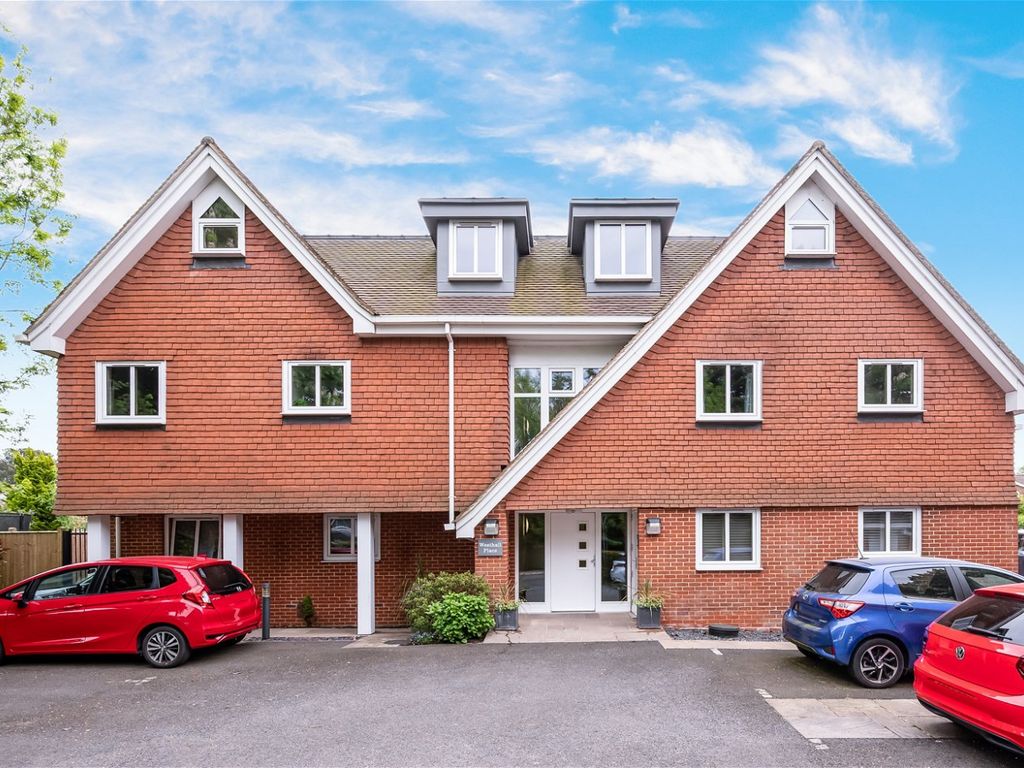 2 bed flat for sale in Westhall Road, Warlingham CR6 Zoopla
