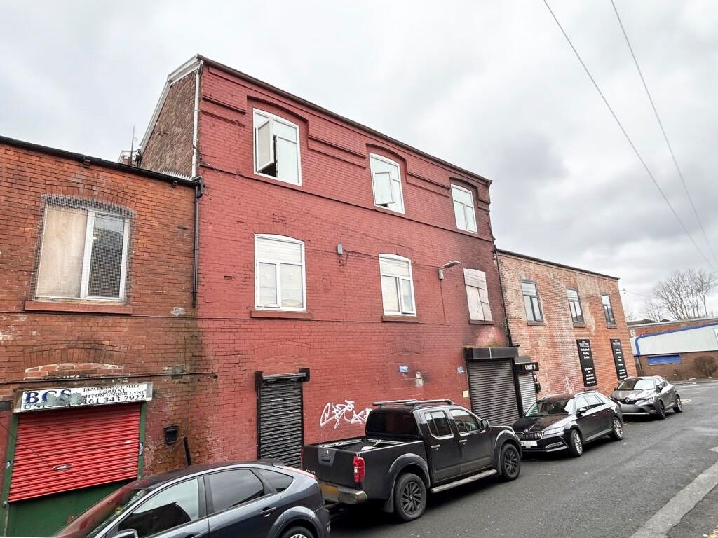 Property for sale in Lord Street, AshtonUnderLyne OL6 Zoopla