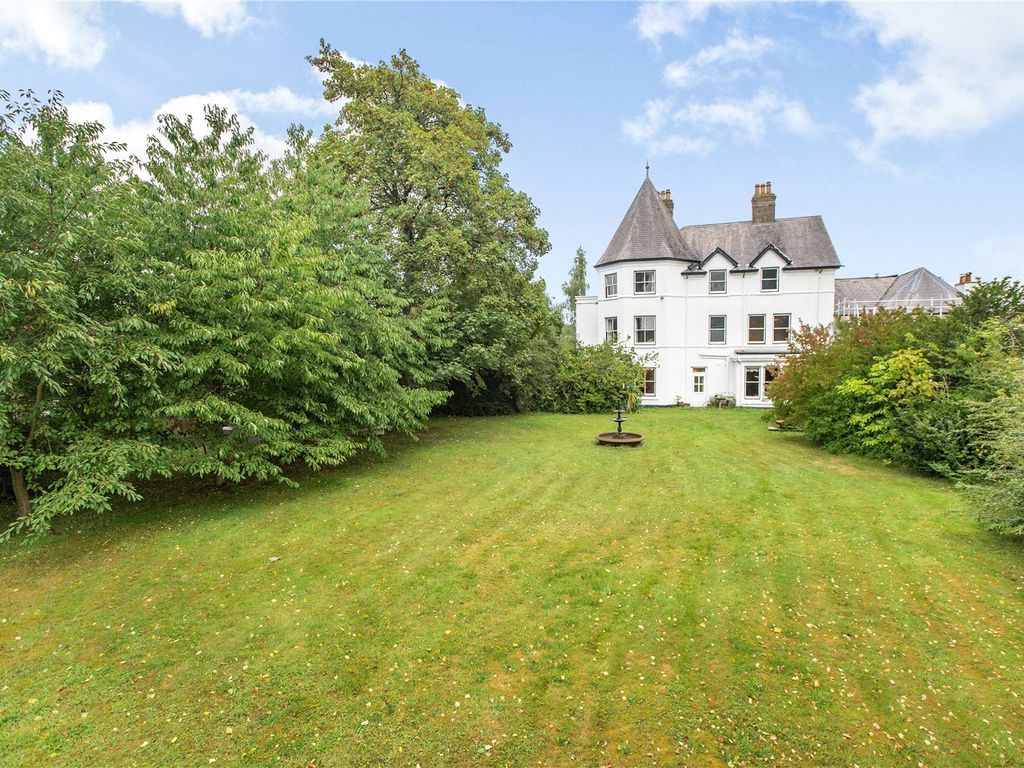 7 bed semidetached house for sale in Pont Y Capel Lane, Gresford