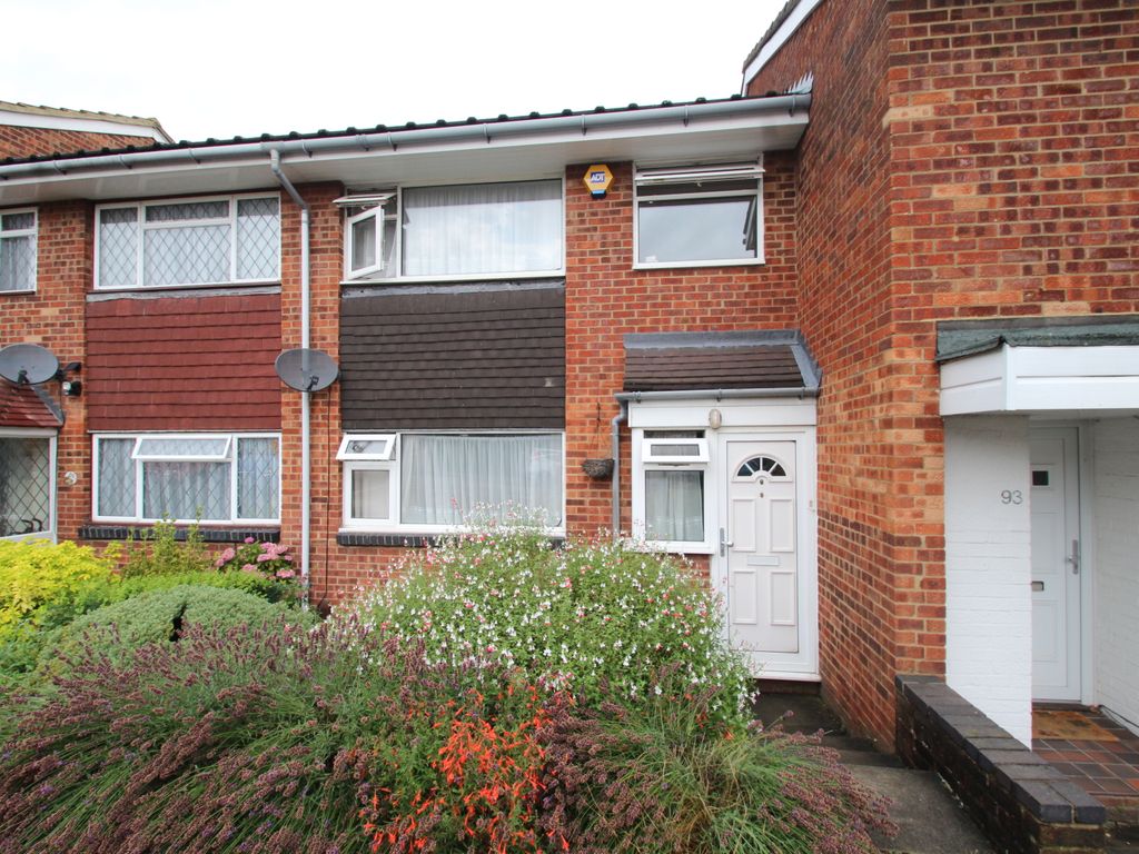 3 bed terraced house to rent in Glendower Crescent, Orpington BR6, £