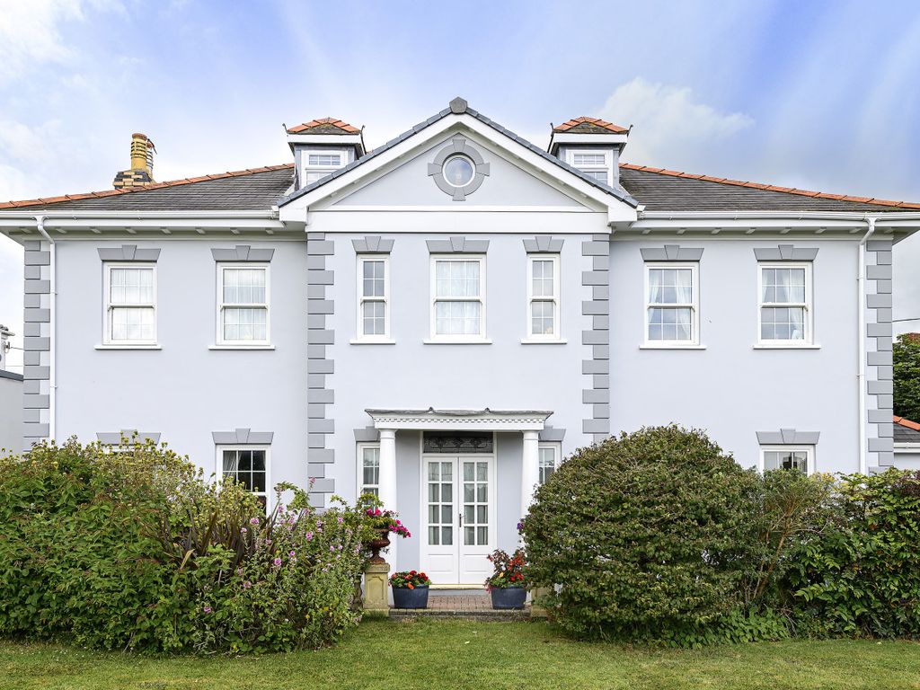 7 bed detached house for sale in Road, Swansea