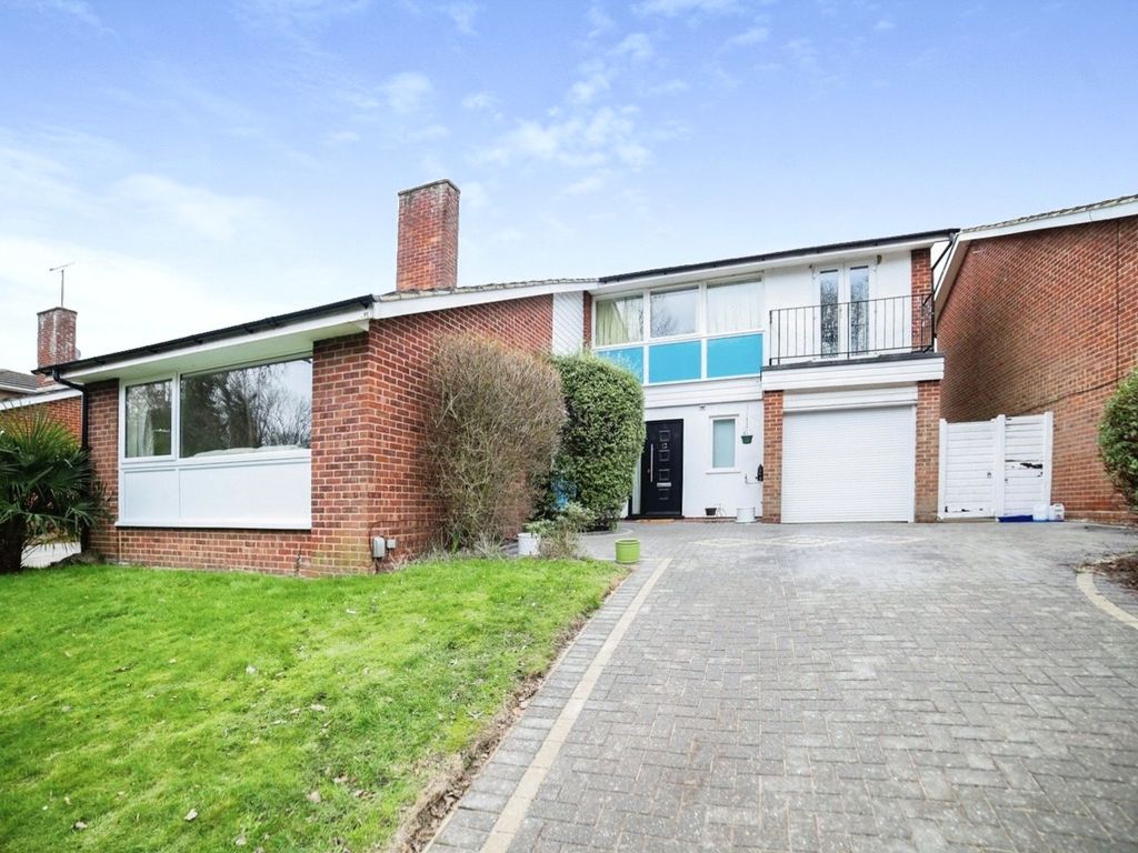 4 bed detached house to rent in Earley, Reading RG6 Zoopla