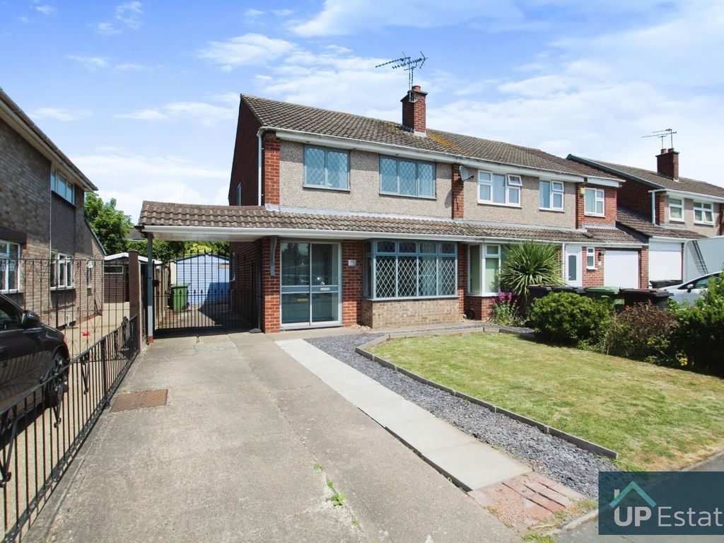 3 bed semidetached house for sale in Kirkstone Road, Bedworth CV12, £