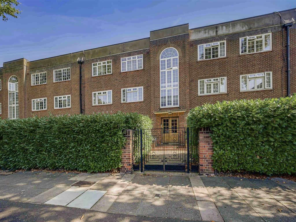 2 bed flat for sale in Clifden Road, Twickenham TW1, £475,000 Zoopla