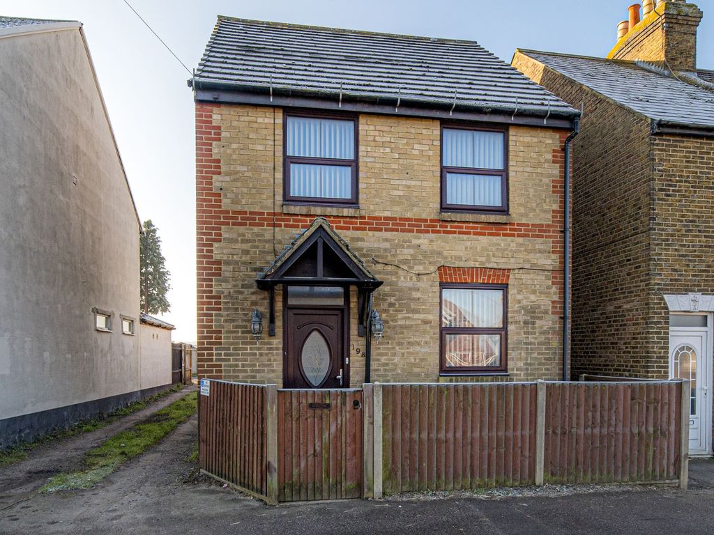 3 bed detached house for sale in London Road, Teynham ME9 Zoopla