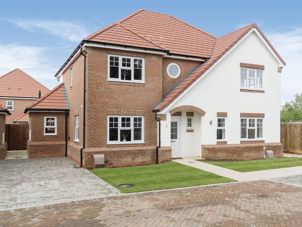 New home, 3 bed semidetached house for sale in Radburn Way, Letchworth