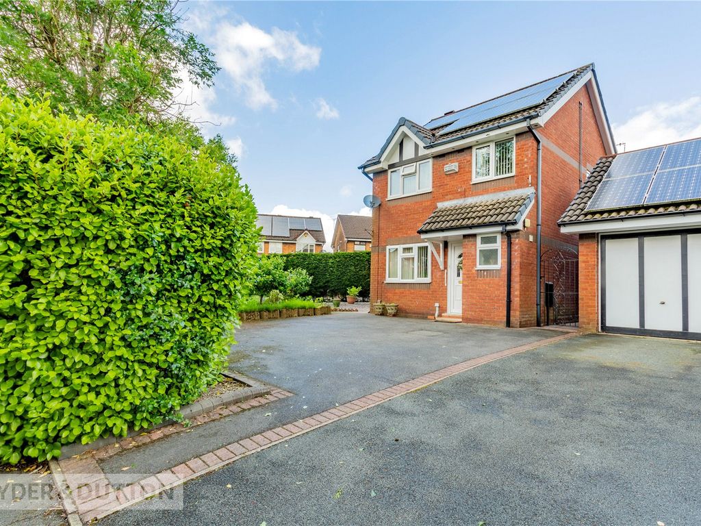 3 bed detached house for sale in Park Lane, Royton, Oldham, Greater