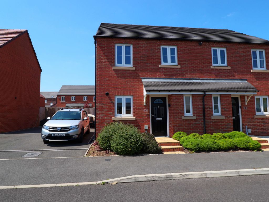 3 bed semidetached house for sale in Swan Grove, KirkbyInAshfield