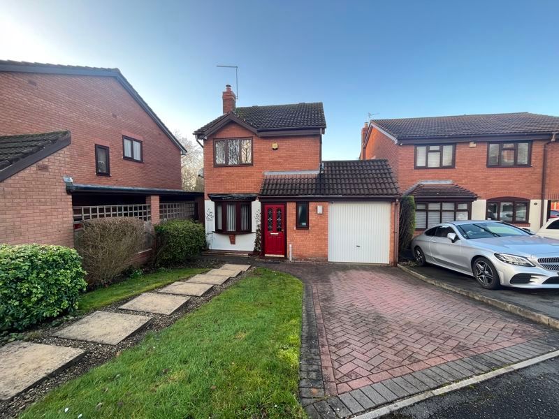 3 bed detached house for sale in Elgar Crescent, Brierley