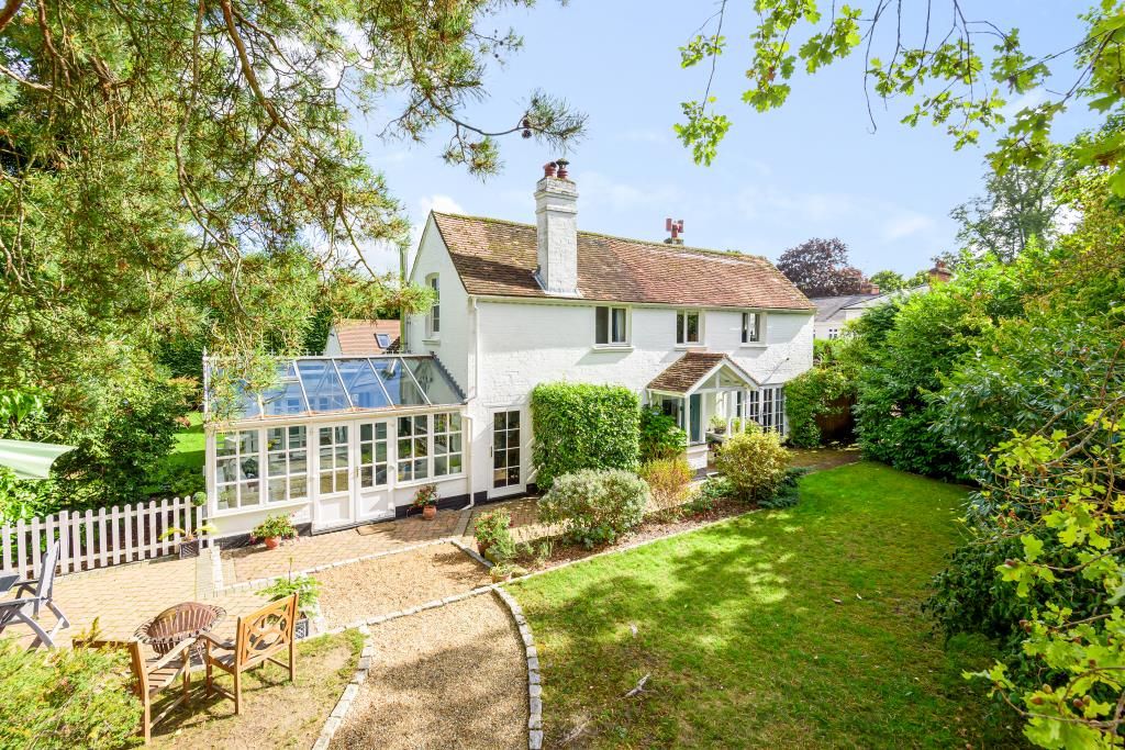 5 bed detached house for sale in Windlesham, Surrey GU20 - Zoopla