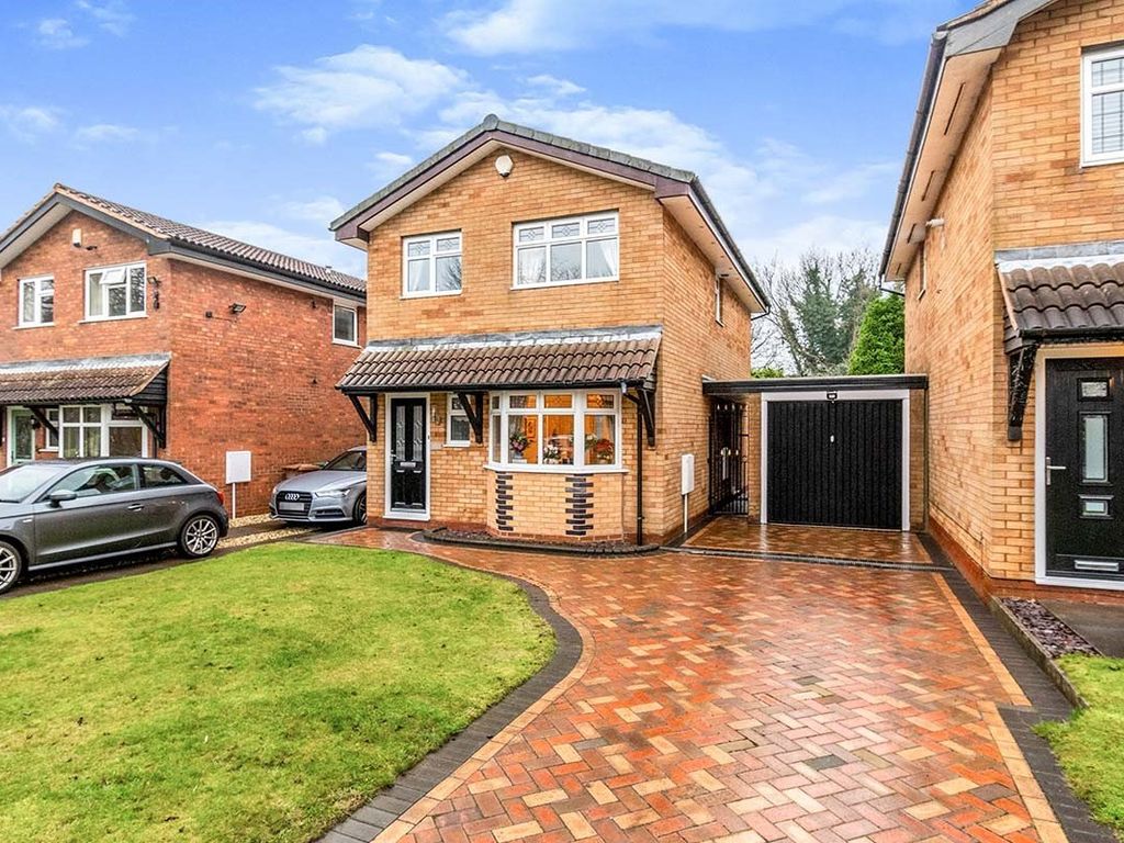 4 bed linkdetached house for sale in Sneyd Lane, Essington