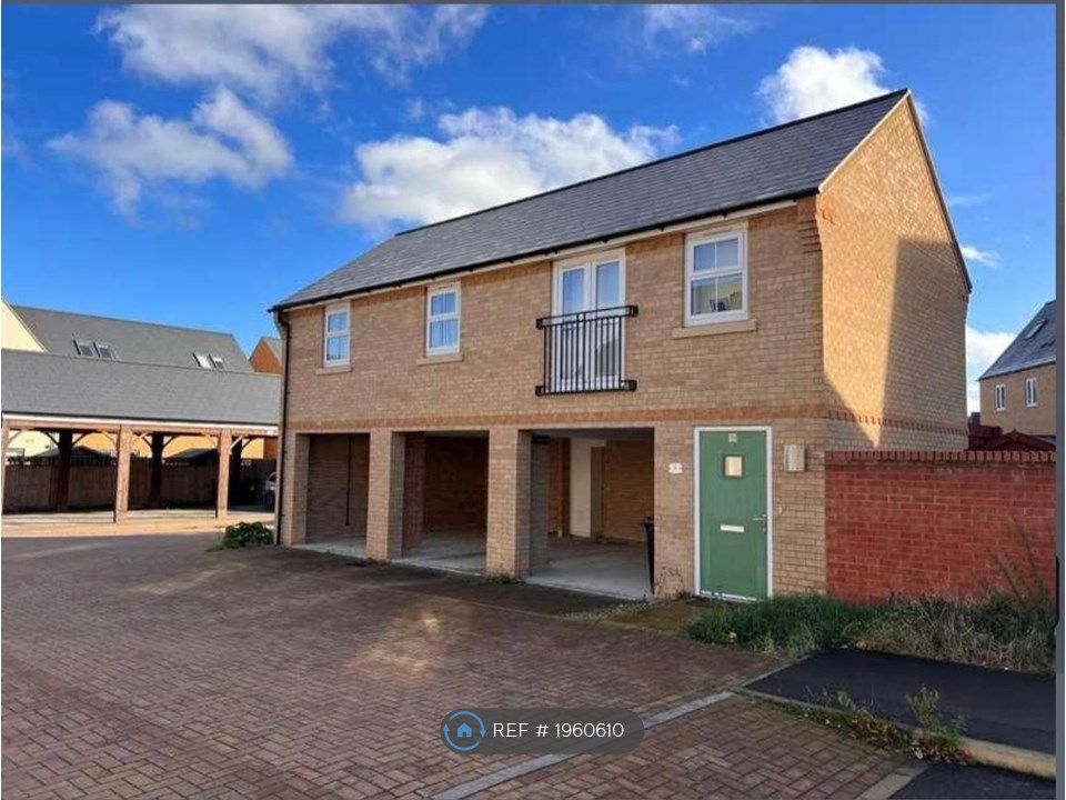 2 bed detached house to rent in White Star Court, Brooklands, Milton