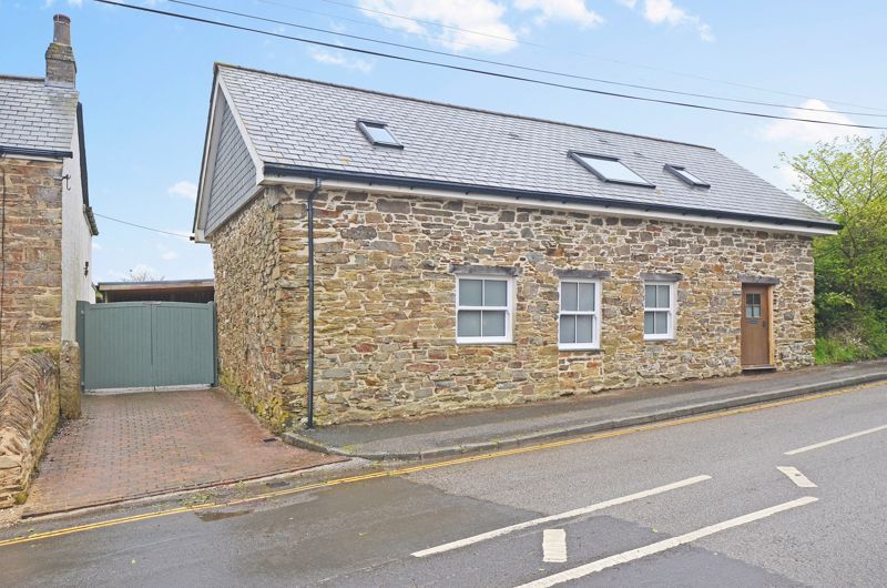 3 bed property for sale in Trispen, Truro Barn Conversion
