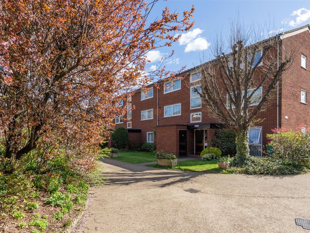 1 bed flat for sale in Regent Square, London E3 Zoopla