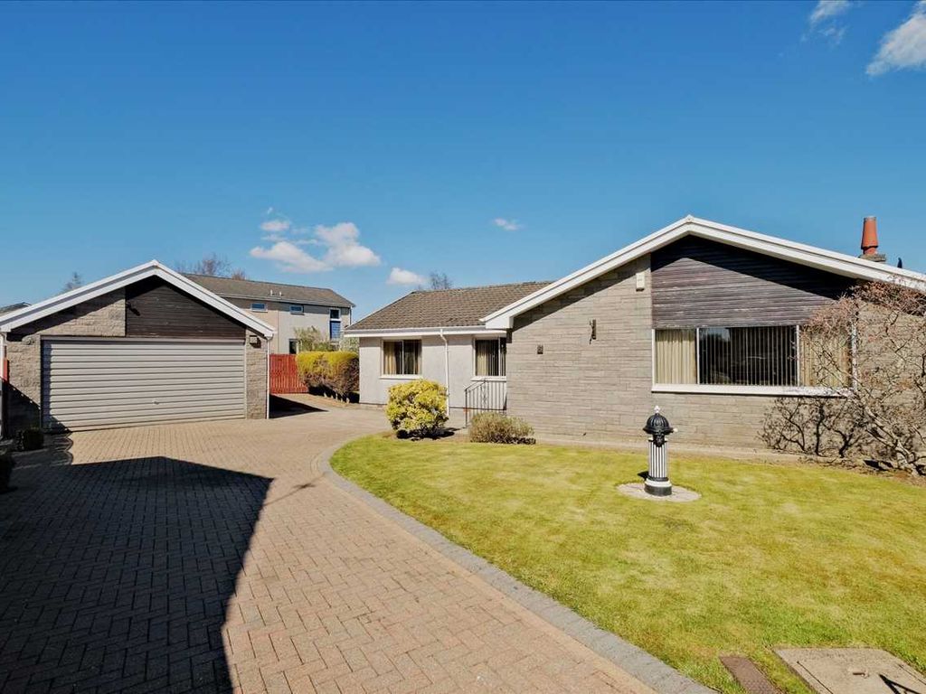 3 bed bungalow for sale in Napier Gardens, Blackwood, Lanark ML11 Zoopla