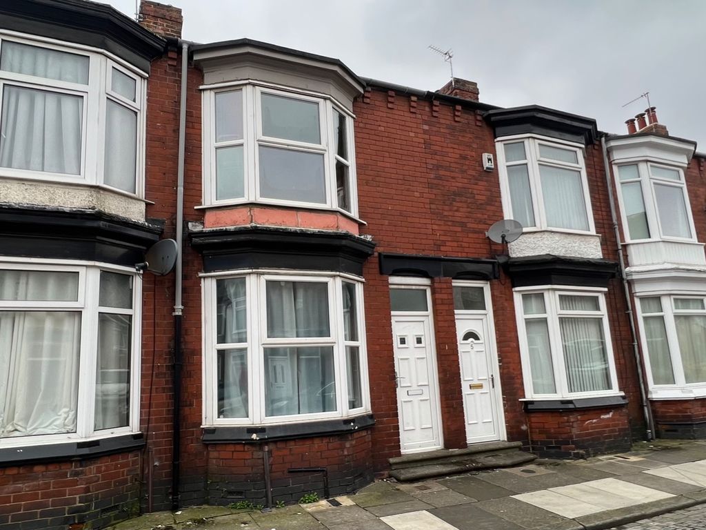 2 bed terraced house to rent in Caxton Street, Middlesbrough, North