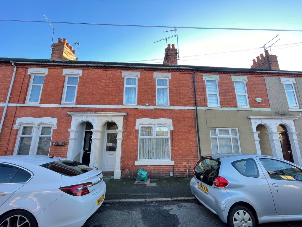 3 bed terraced house for sale in Thirlestane Road, Northampton NN4 Zoopla