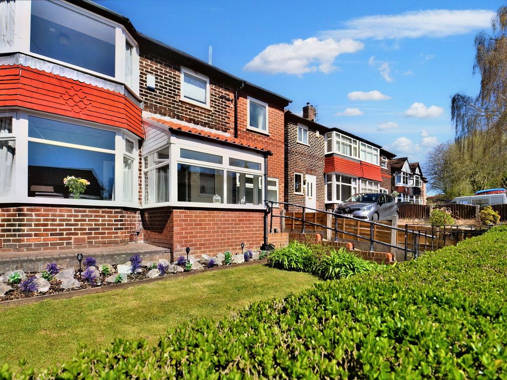 4 bed semidetached house for sale in Worcester Road, Salford M6 Zoopla