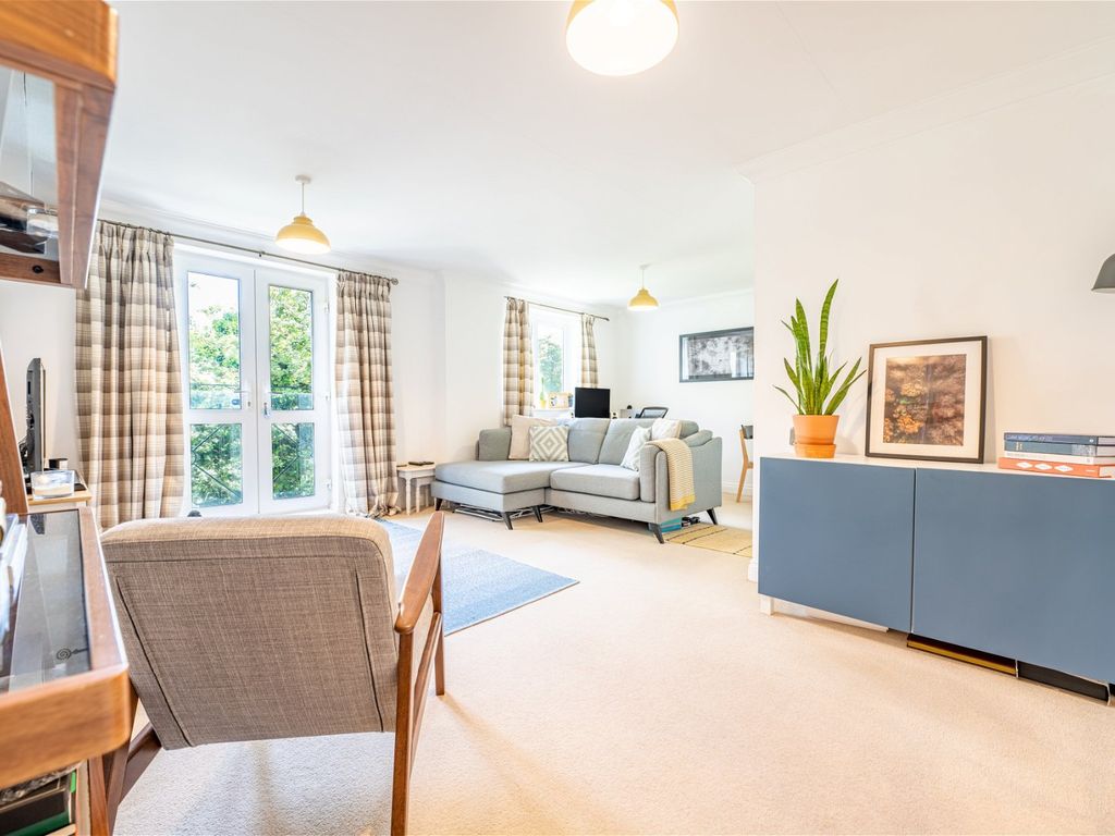 1 bed flat for sale in Botley Road, Park Gate, Southampton SO31 Zoopla