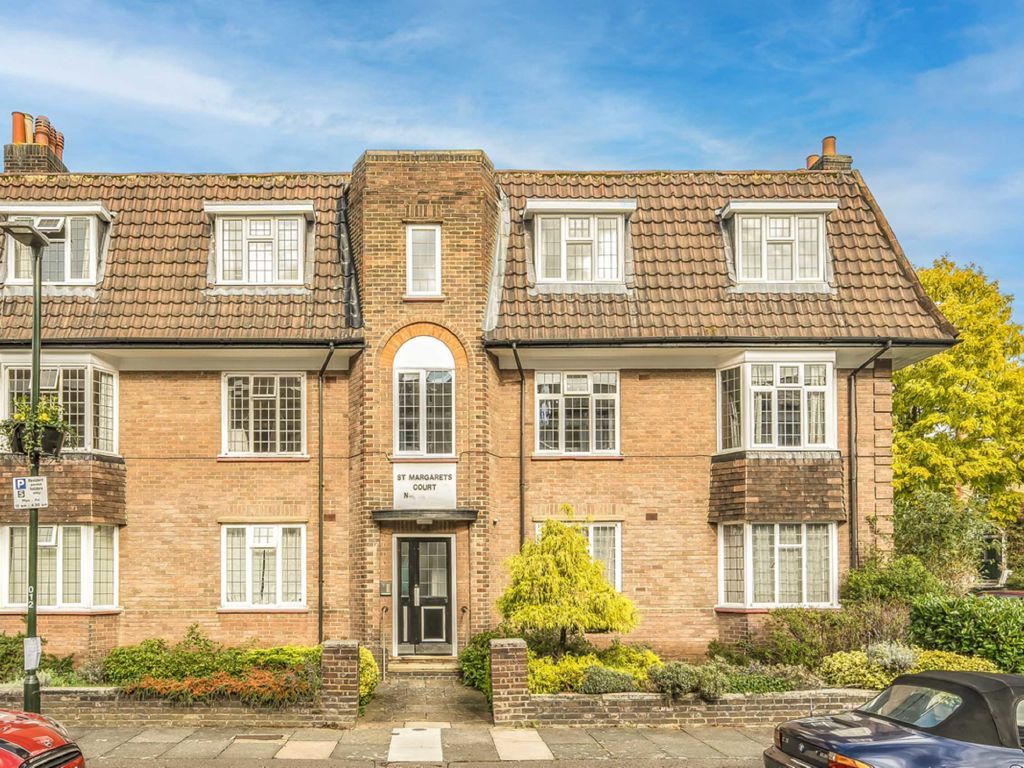 2 bed flat for sale in The Barons, St Margarets, Twickenham TW1, £499,950 Zoopla