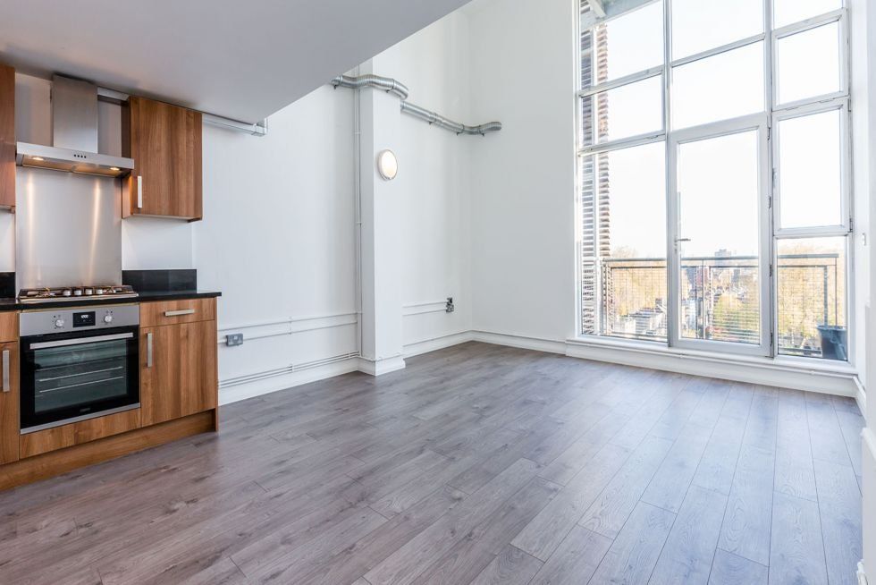 1 bed flat to rent in Arbutus Street, London E8, £2,275 pcm Zoopla