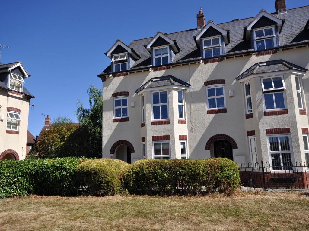 3 bed end terrace house for sale in Old Gorse Way, Mawsley, Kettering