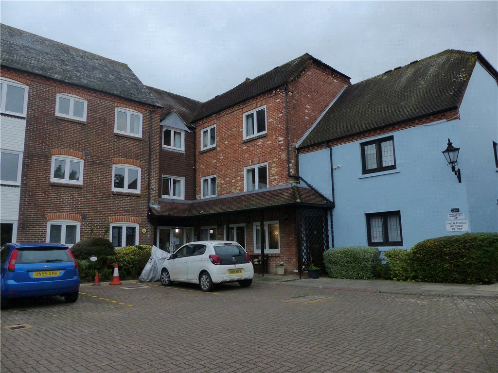 1 bed flat for sale in Henty Gardens, Chichester, West Sussex PO19 Zoopla