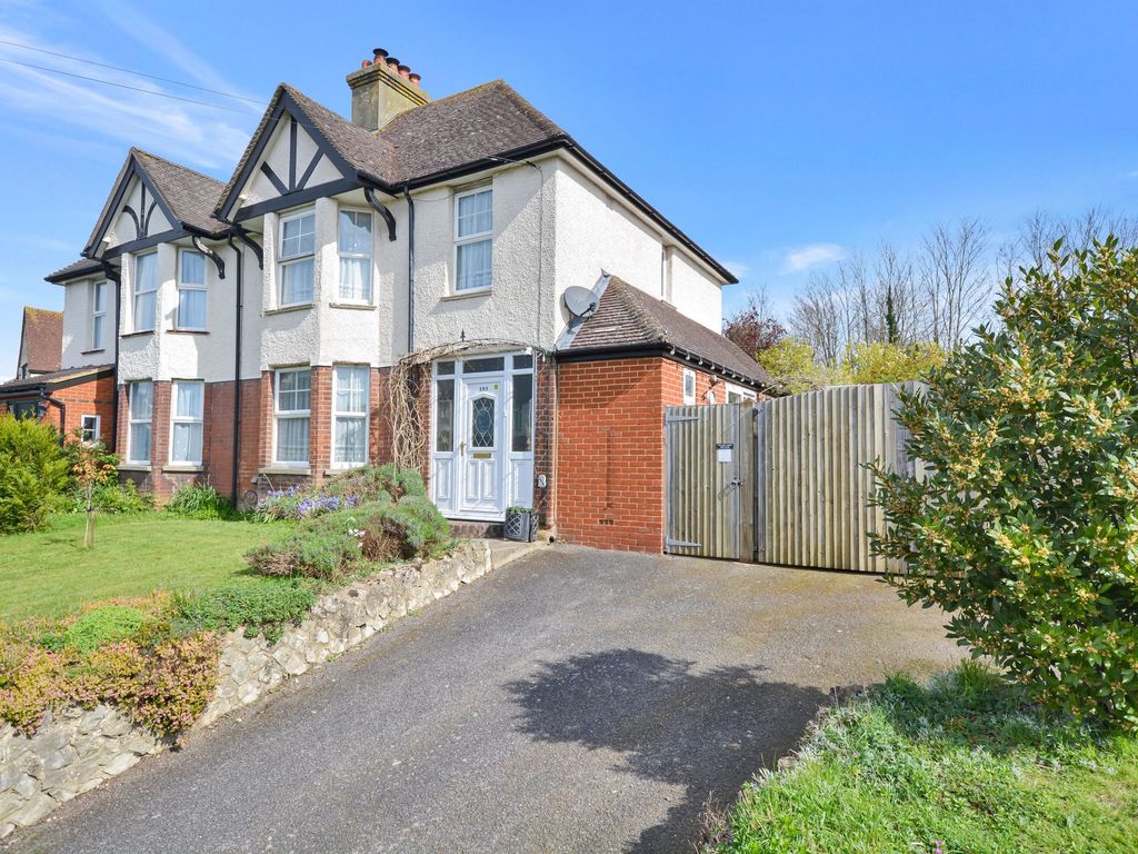 3 bed semidetached house for sale in Hythe Road, Ashford TN24, £