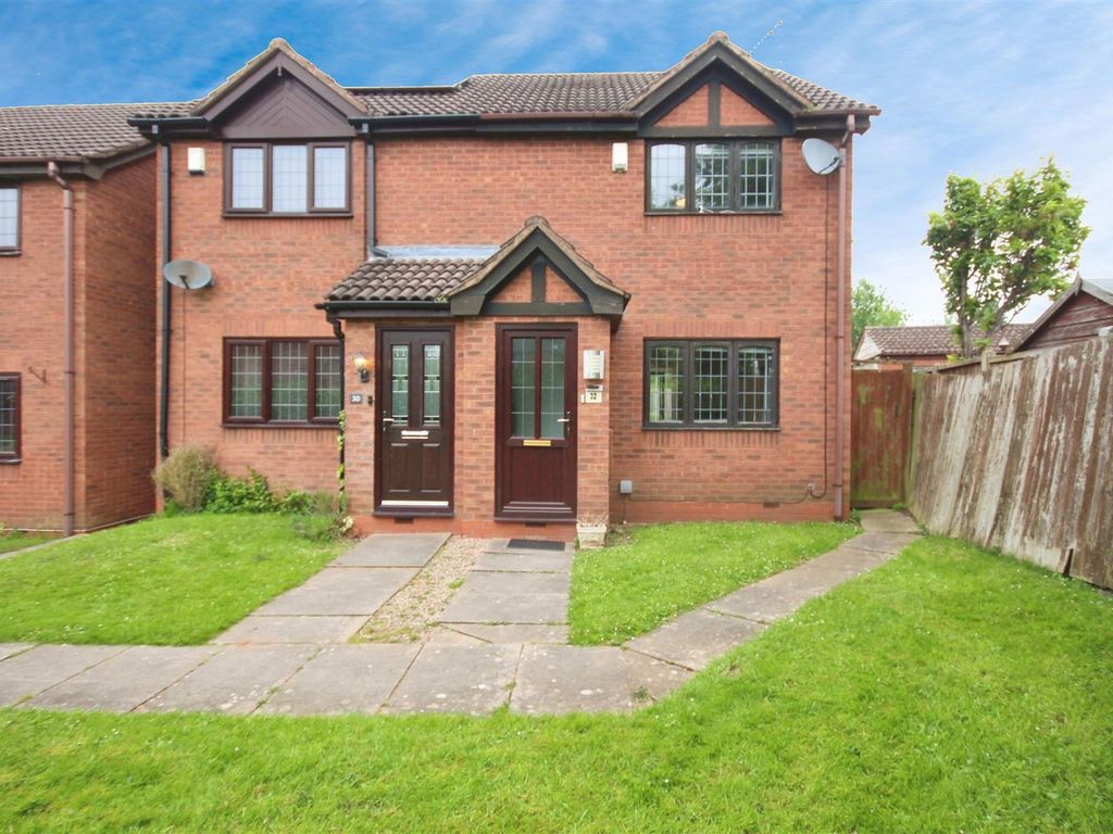 2 bed end terrace house for sale in Sandpiper Road, Aldermans Green