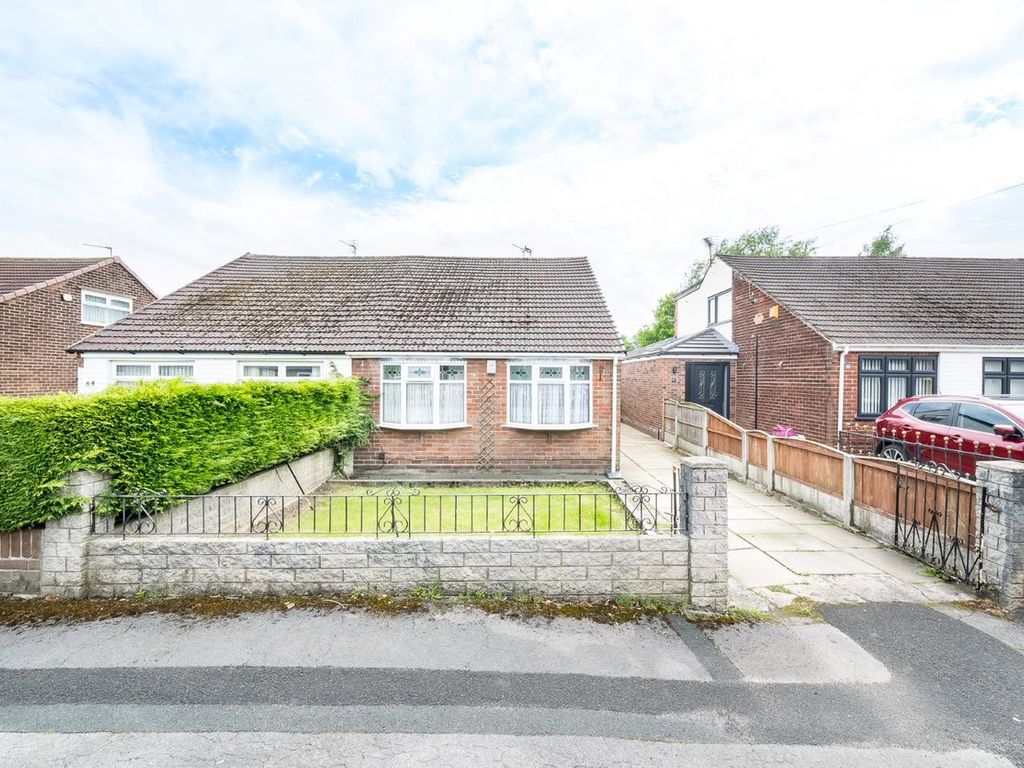 3 bed semidetached bungalow for sale in Amanda Road, Rainhill, Prescot