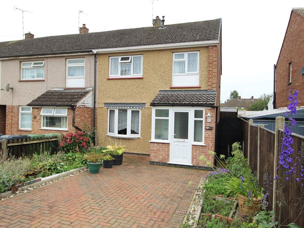 3 bed terraced house for sale in Denbigh Place, Lutterworth LE17, £