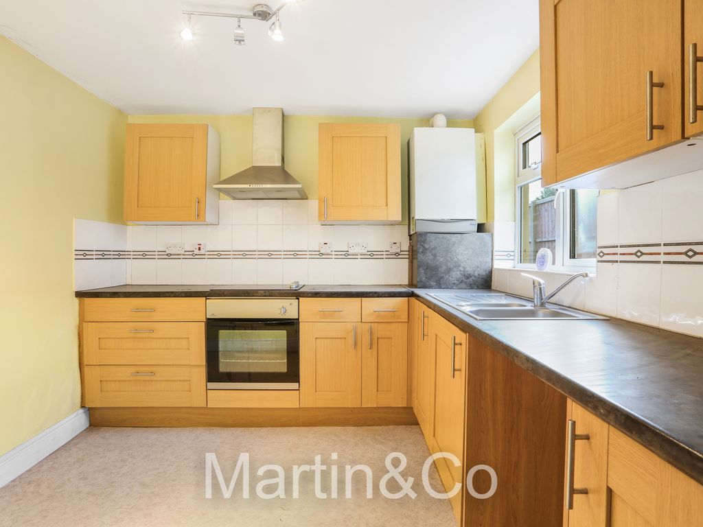 2 bed terraced house for sale in Cannon Hill Lane, Raynes Park, London