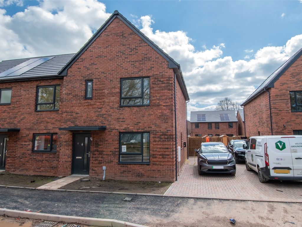 New home, 3 bed semidetached house for sale in Burcot Close