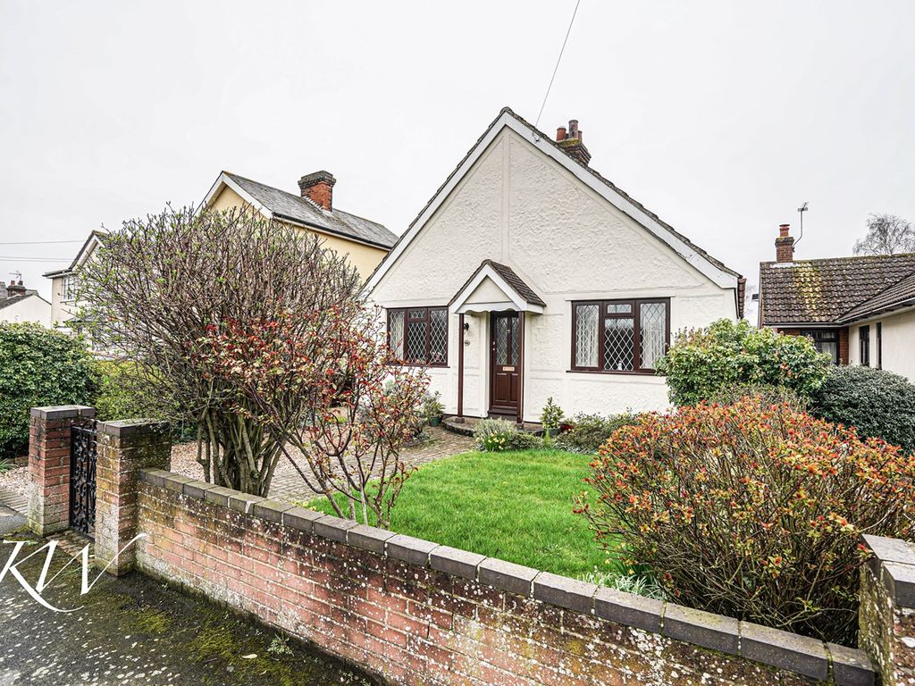 2 bed detached bungalow for sale in London Road, Marks Tey, Colchester