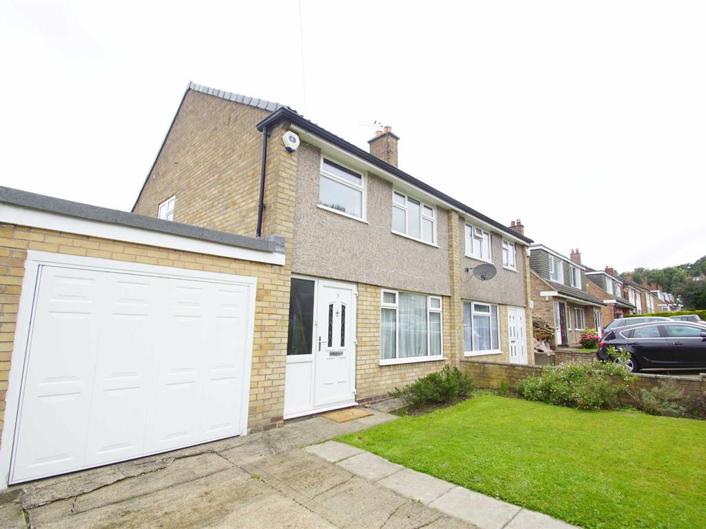 3 bed semidetached house to rent in Parkside View, Meanwood, Leeds LS6