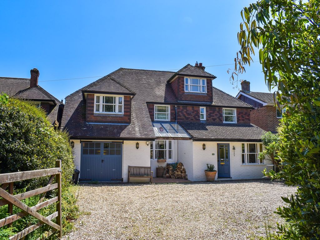 5 bed detached house for sale in Solent Avenue, Lymington SO41 Zoopla