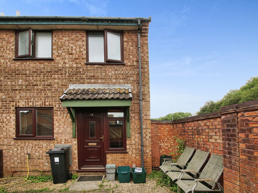 1 bed end terrace house for sale in Sutherland Avenue, Yate, Bristol