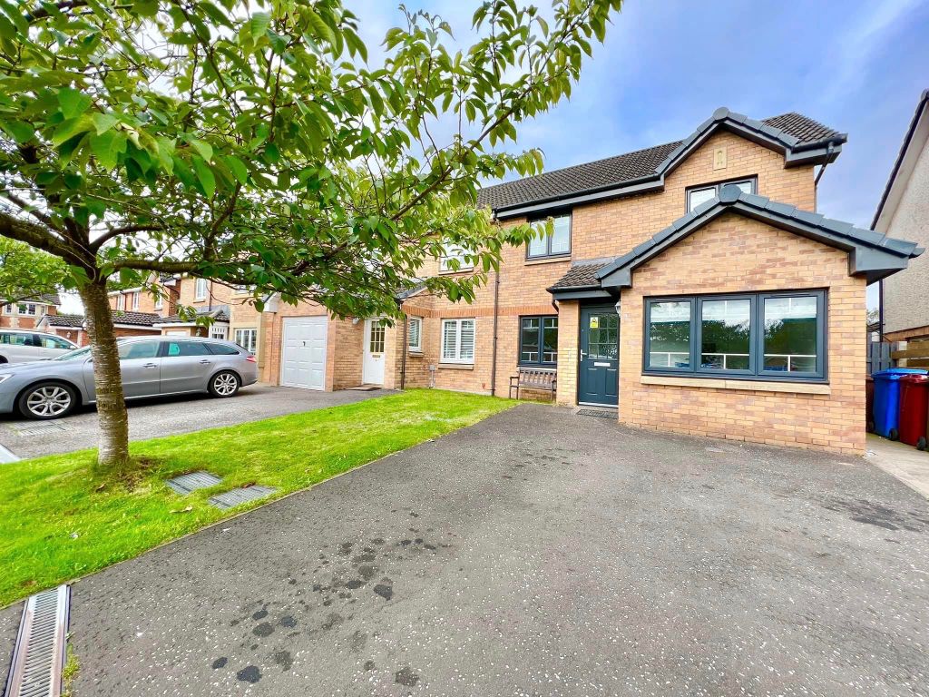 3 bed semidetached house for sale in Moffat Place, Bonnybridge FK4