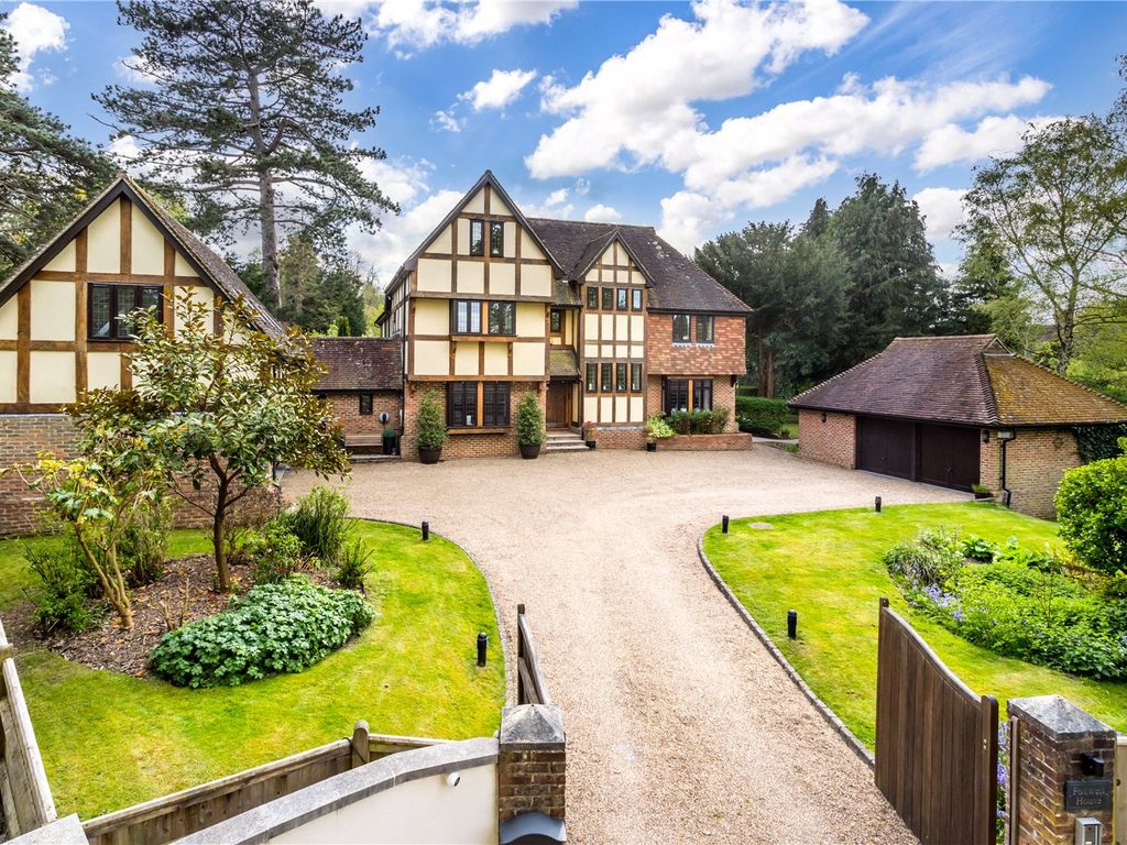 7 bed detached house for sale in Frant Road, Tunbridge Wells, Kent TN2