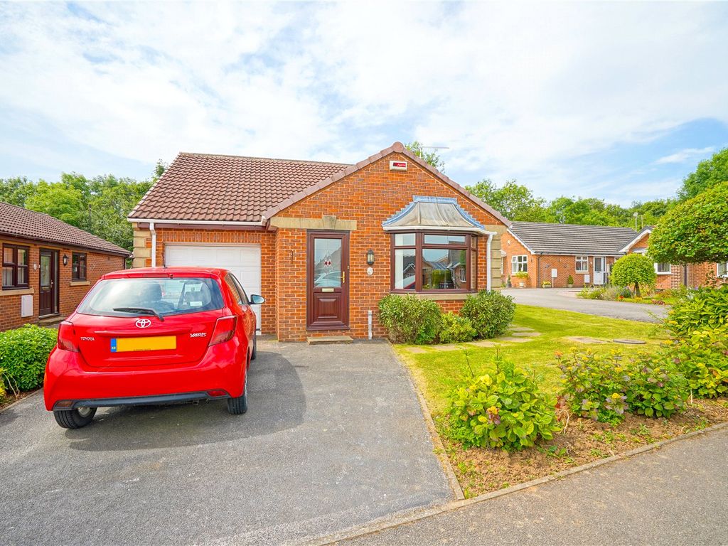 2 bed bungalow for sale in Victoria Way, Maltby, Rotherham, South