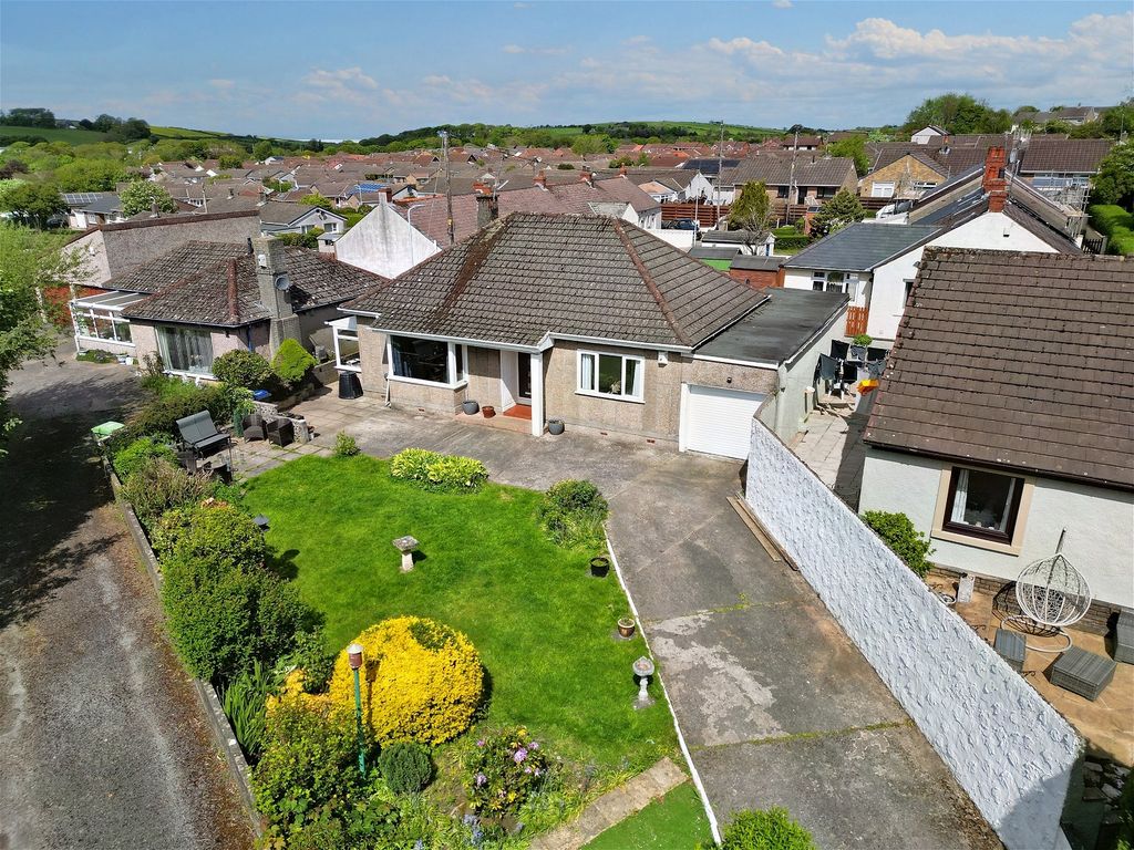 3 bed bungalow for sale in Ghyll Garth, Maryport CA15 Zoopla