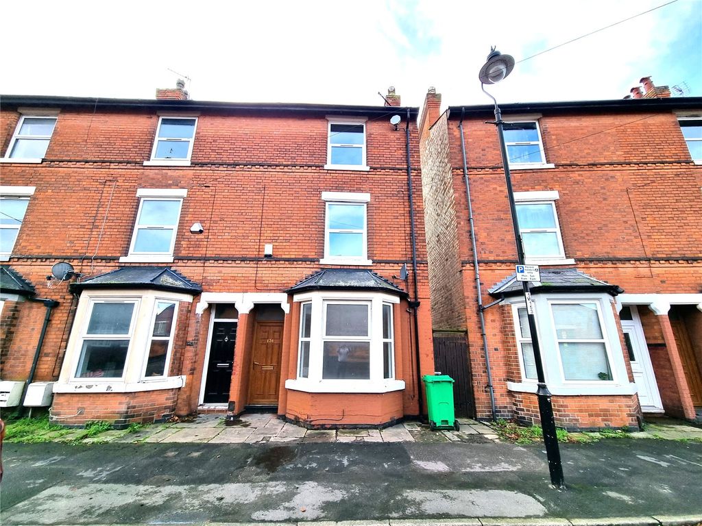 3 bed detached house to rent in Wilford Crescent East, Meadows