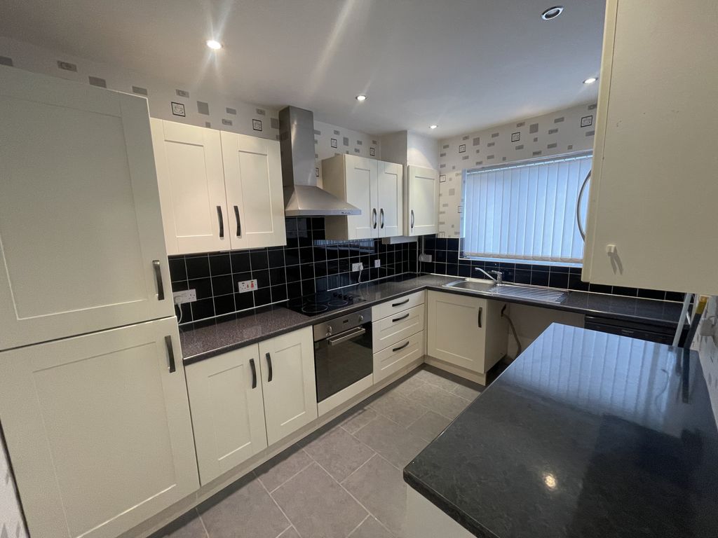 2 bed bungalow for sale in Harrison Crescent, Bolton, Bolton BL6 Zoopla