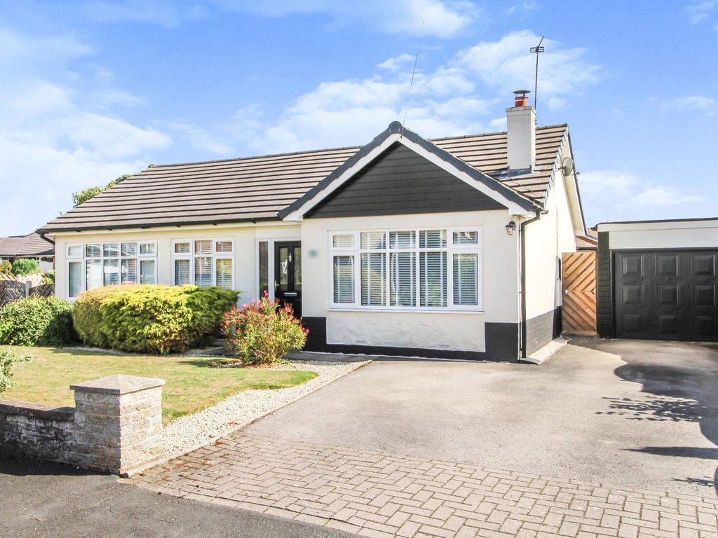 3 bed bungalow for sale in Burn Hall Crescent, Burn YO8 Zoopla