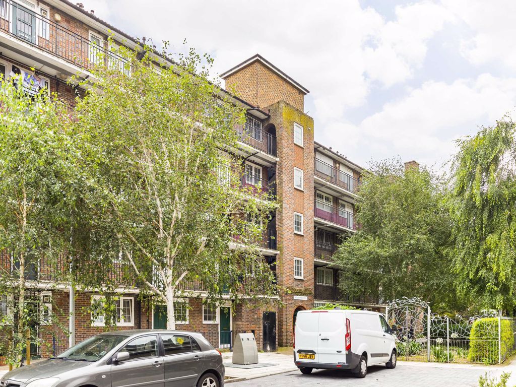 3 bed flat to rent in Bromley High Street, London E3 Zoopla