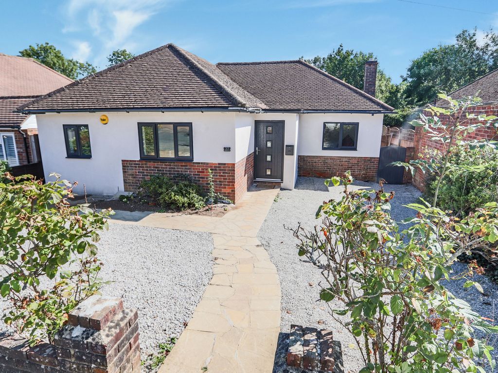 4 bed detached bungalow for sale in Close, Coulsdon CR5 Zoopla